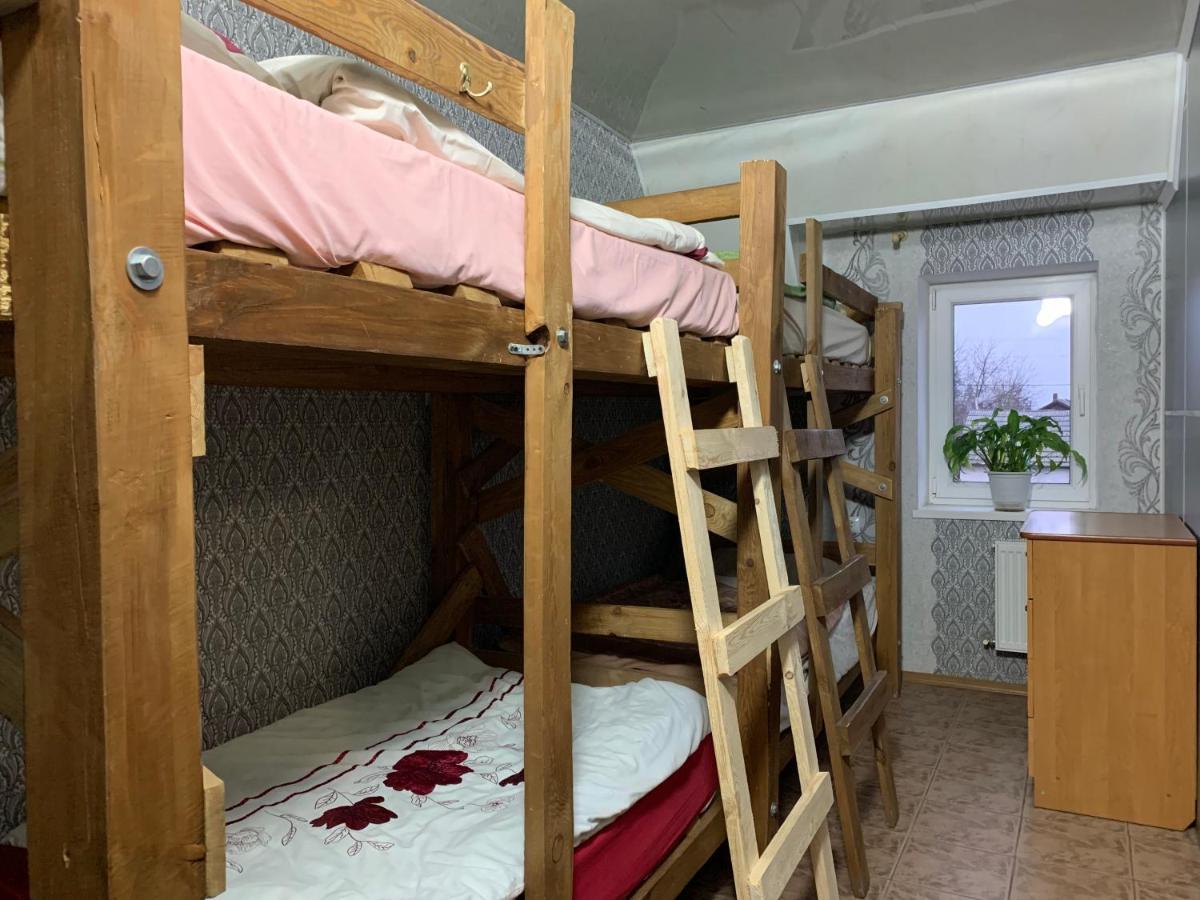 Хостел Благо Khmelʼnytsʼkyy Zimmer foto